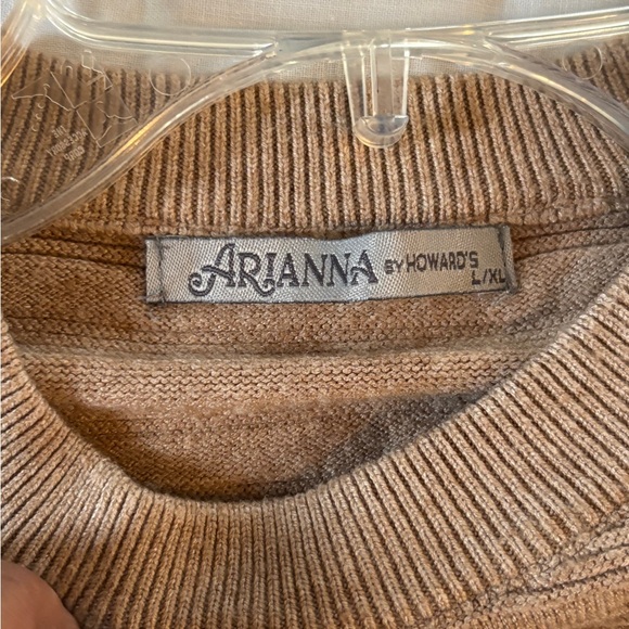 Arianna by Howard’s beige knit tunic fringed hem, size L/XL - Picture 4 of 7